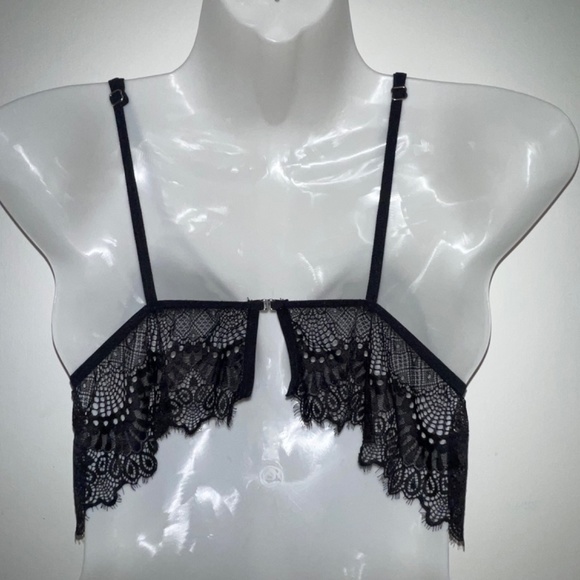 THE PRICE IS FIRM 2 Piece Lace Bra and Self Tie Panty Set OSFW - Picture 8 of 9